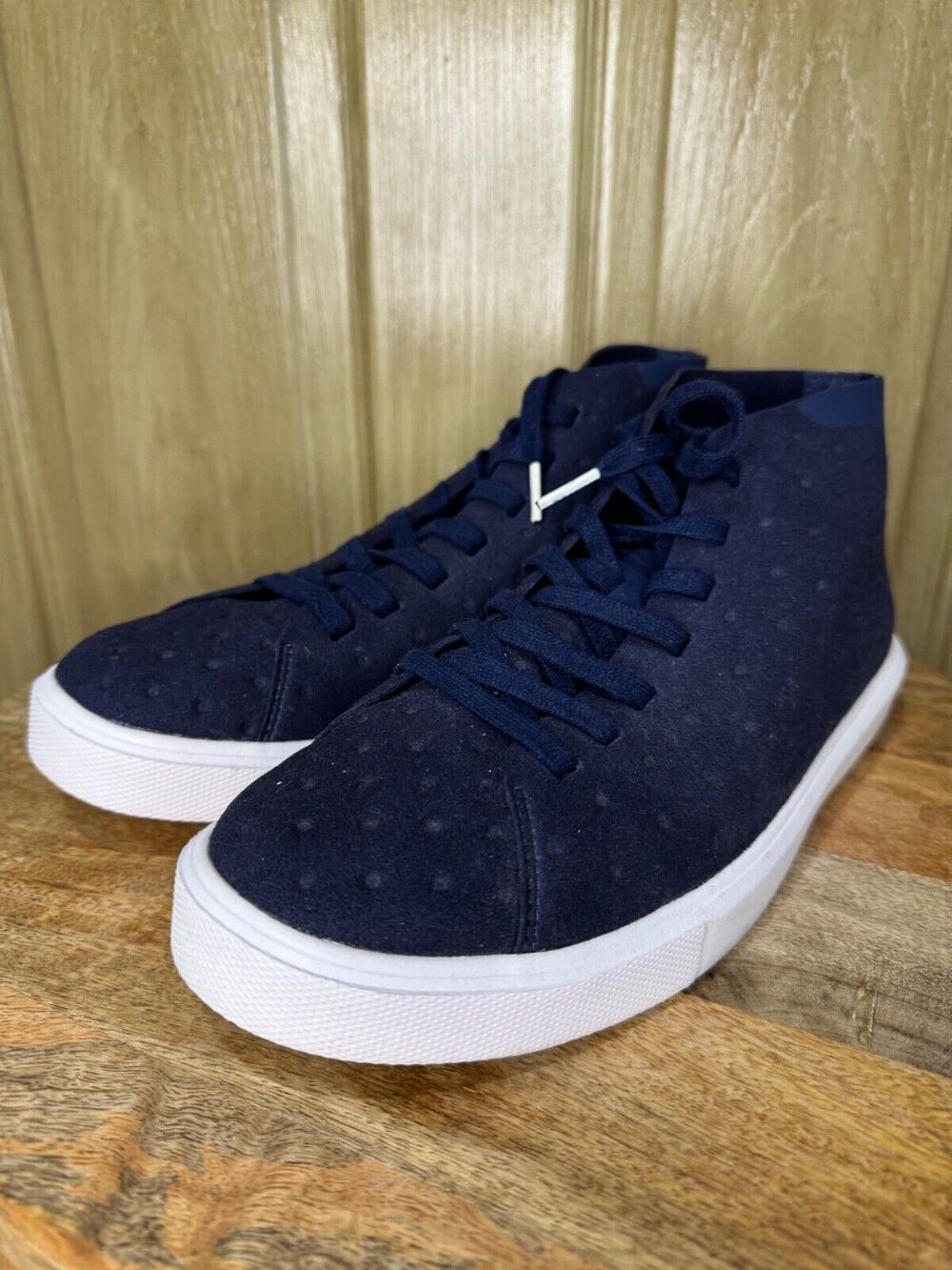 Native, Keep It Lite Shoes Unisex Monaco Perf Sneaker  Black M/8 - W/10